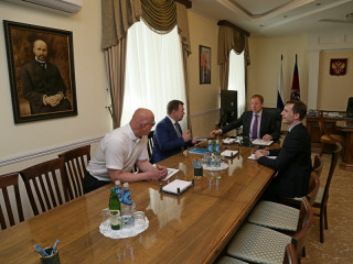 Будущее Алтайского моторного завода обсудили Губернатор региона и председатель правления концерна «Тракторные заводы»