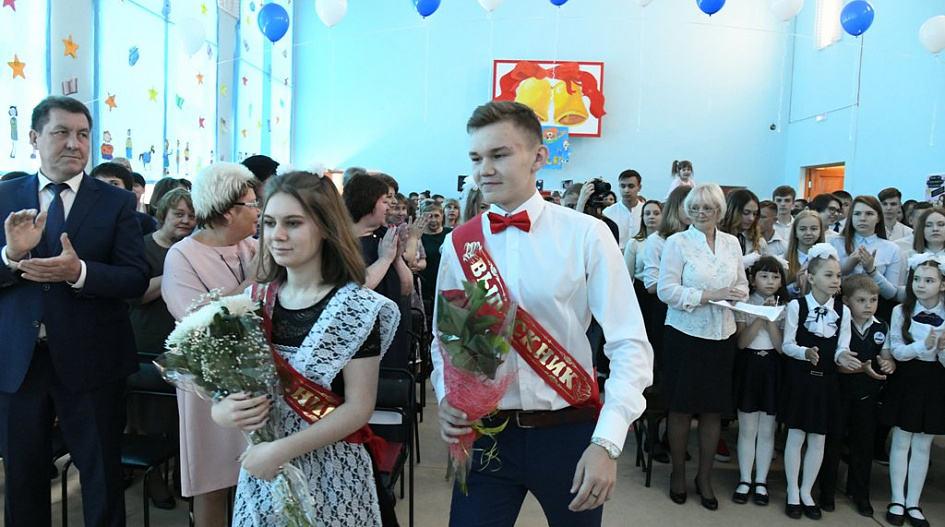 Сергей Дугин: «Через несколько лет вместе с нынешними выпускниками мы будем строить будущее родного города, края, страны»