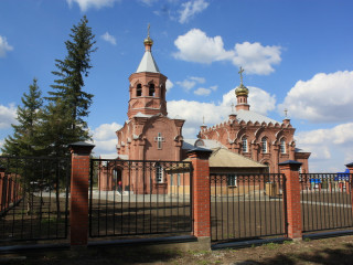 Заканчивается изготовление иконостаса для церкви Знамения, расположенной в алтайском селе Курья