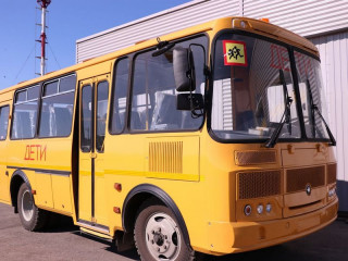 Спортивные школы Алтайского края получают новые автобусы