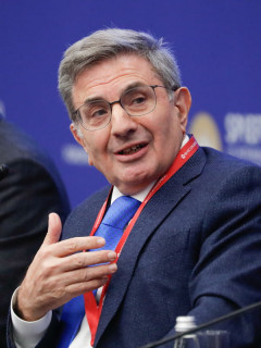 Итальянский профессор обсудит со студентами и преподавателями алтайских вузов роль России на международной арене