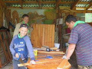 Участие во всероссийской акции по установке гнездовых ящиков для редких видов хищных птиц приняли экологи экспедиции «Начни с дома своего»