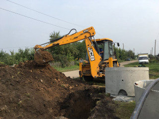 По проекту поддержки местных инициатив в поселке Муравей Алтайского края в начале сентября завершат строительство почти километра водопроводной сети