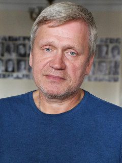 Спектакль по пьесе американского драматурга Торнтона Уайлдера ставят в Молодежном театре Алтая