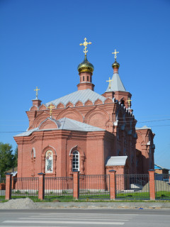 Благодаря современным технологиям в алтайском селе Курья за несколько дней установили иконостас в церкви Знамения