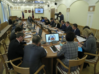 Губернатор Виктор Томенко дал поручение разработать «дорожную карту» по обеспечению безопасной эксплуатации гидротехнических сооружений в Алтайском крае