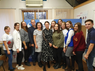 Алтайский ресурсный центр добровольчества внесли в федеральный реестр Ассоциации волонтерских центров