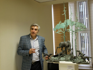 Знаменитый скульптор Олег Закоморный представил выставку своих работ в Совете Федерации