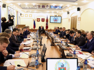 В школах Алтайского края за четыре года создали почти 10 тысяч новых учебных мест