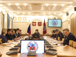 В Алтайском крае в сравнении с прошлым годом показатель заболеваемости ВИЧ-инфекцией снизился на 10%