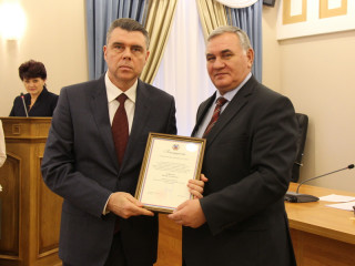 Краевые и ведомственные награды вручили участникам и организаторам агромероприятий в Алтайском крае