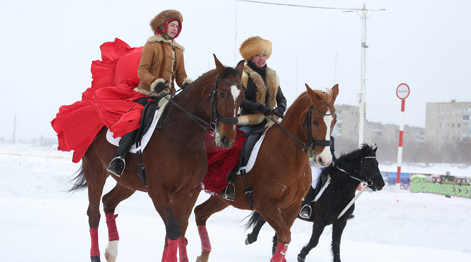 На Барнаульском ипподроме открыли беговой сезон 2020 года
