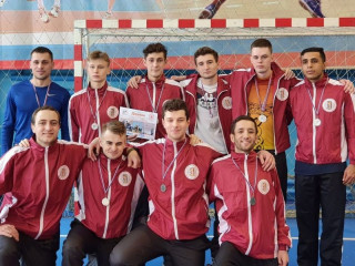 Алтайские студенты выступят на всероссийском финале фестиваля медицинских и фармацевтических вузов по мини-футболу