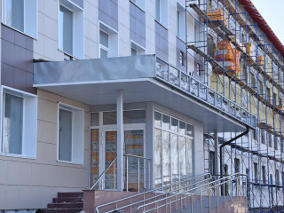 Более 68 миллионов рублей выделили из бюджета Алтайского края на капремонт поликлиники Центральной городской больницы Заринска