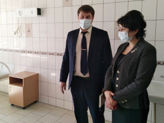 Заместитель Председателя Правительства Алтайского края Ирина Долгова отметила высокую готовность медицинских организаций Бийска