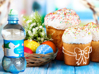 Алтайские предприятия доставят на дом пасхальные куличи