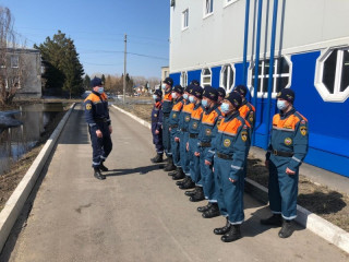 40 спасателей из Новосибирской области работают в Алтайском крае