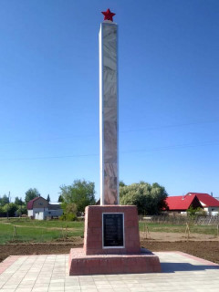 Жители Рубцовского района установили обелиск памяти погибшим в Великой Отечественной войне