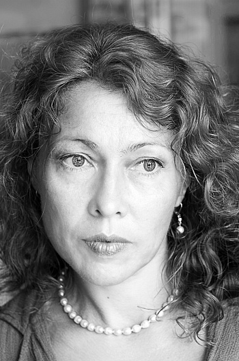 Артистке Молодёжного театра Алтая Галине Чумаковой присвоили почётное звание «Заслуженный артист Российской Федерации»