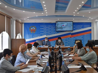 В Алтайском крае реализуют восемь региональных проектов в рамках национального проекта «Образование»