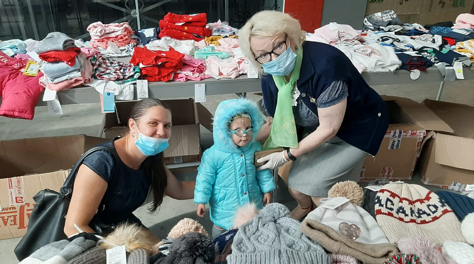 Совет женщин при главе города Барнаула проводит акцию помощи многодетным семьям в период пандемии