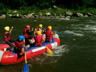 В Алтайском крае впервые в сезоне в природных условиях провели учебно-тренировочные сборы по рафтингу и спортивному туризму