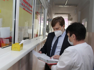 Медицинские учреждения в шести муниципалитетах Алтайского края работают в прежнем режиме