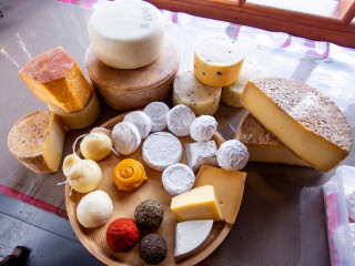 Алтайские компании удостоены наград конкурса «Лучший сыр России 2020»