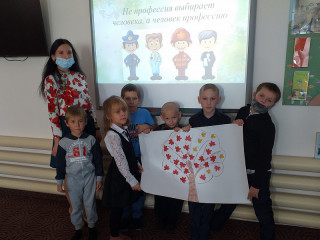 В Комплексном центре Славгорода Алтайского края разрабатывают новую образовательную программу для подростков