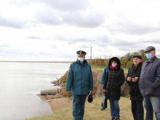 В Алтайском крае прошло комиссионное обследование берега озера Большого Ярового