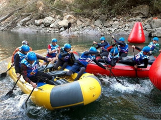 Юниорская сборная Алтайского края по рафтингу завоевала 15 медалей в ходе соревновательного марафона в Адыгее