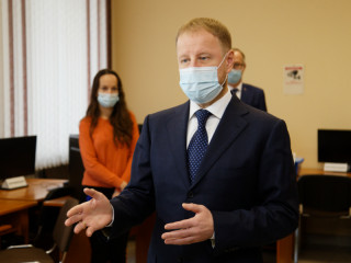 Губернатор Алтайского края дал старт проекту цифровой трансформации образования