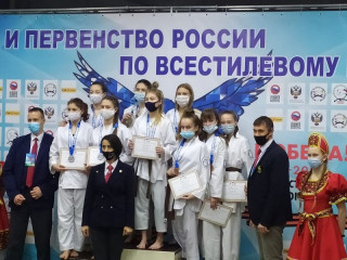 8 медалей завоевали алтайские спортсмены на первенстве России по всестилевому карате