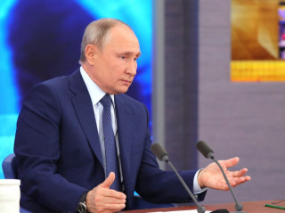 Президент России Владимир Путин: В начале следующего года в стране будут наработаны миллионы доз вакцины и их количество будет увеличиваться