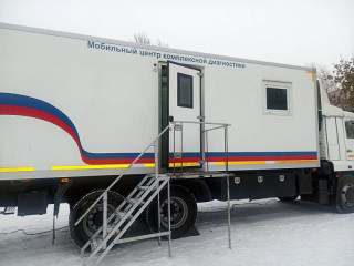 В Барнауле работает мобильный комплекс по вакцинации против коронавирусной инфекции