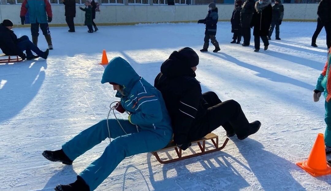 «Всей семьей на старт!»: конкурс зимних забав прошел в Индустриальном районе