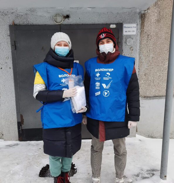 В праздничные выходные волонтеры акции #МЫВМЕСТЕ отработали 173 заявки от барнаульцев