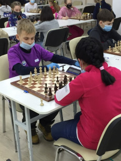 Школьники Алтайского края показали хороший уровень подготовки на Всероссийских соревнованиях по шахматам