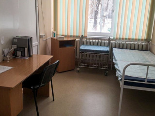 В детской городской поликлинике №9 столицы Алтайского края открыли дневной стационар