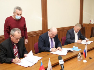 Общественные организации и ГУ МВД России по Алтайскому краю подписали соглашение о сотрудничестве