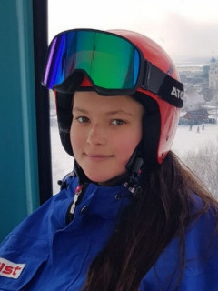 Алтайская горнолыжница на Сахалине готовится к выступлению на Паралимпийских играх в Пекине