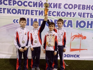 Школьники Алтайского края заняли второе место в командном зачете среди сельских школ на Всероссийских соревнованиях по легкой атлетике