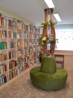 Около четырех миллионов рублей направили на обновление детской библиотеки в Троицком районе Алтайского края