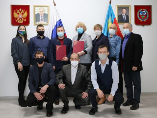 27 образовательных учреждений участвуют в проекте «Самбо в школы Алтайского края»