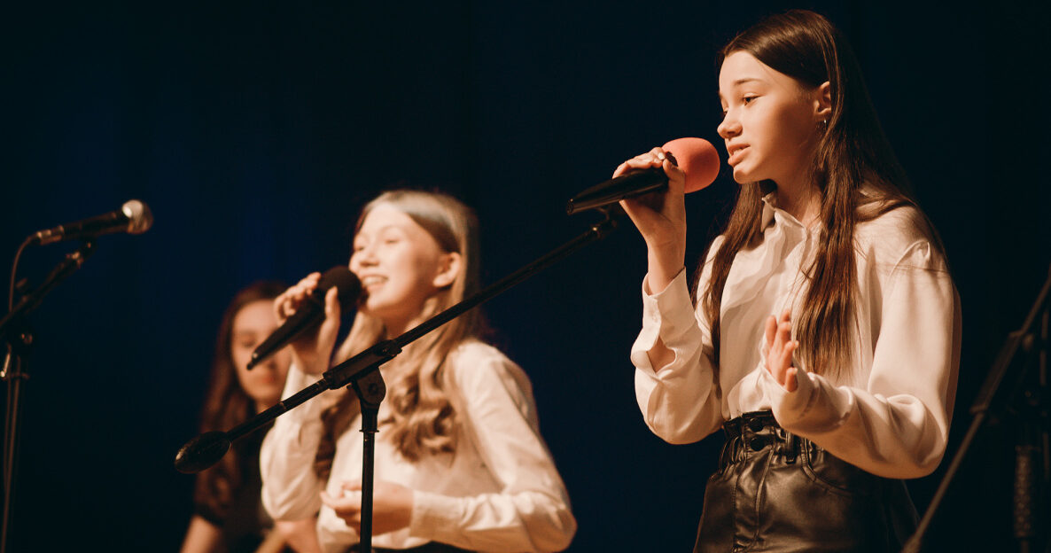 80 музыкантов стали участниками открытого молодежного фестиваля «Рок-Весна» в Барнауле