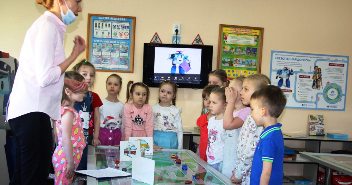 В детских садах Барнаула реализуется уникальный проект «Безопасная дорога» для всей семьи