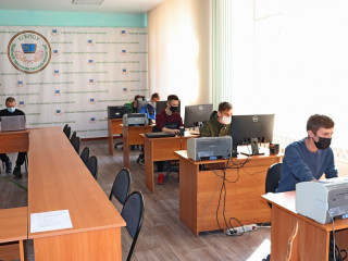 В алтайском наукограде назвали лучших станочников деревообрабатывающих станков