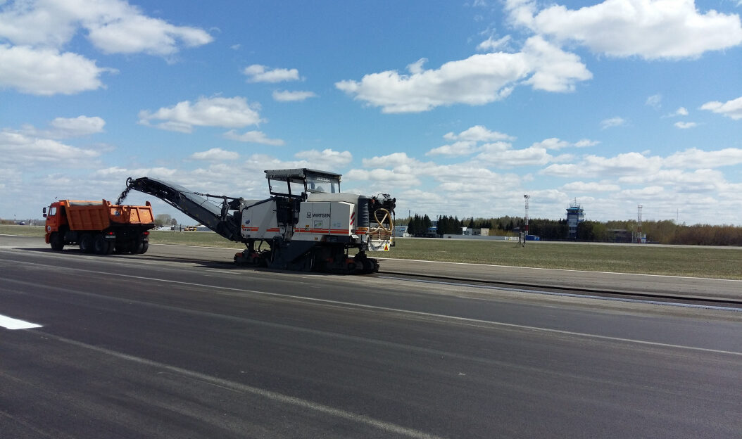 В аэропорту Барнаул завершился четвертый этап плановой реконструкции взлетно-посадочной полосы