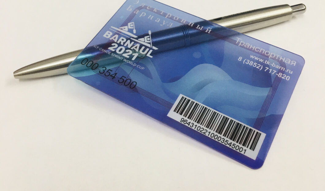 Транспортные карты с символикой II этапа Кубка мира по гребле на байдарках и каноэ выпустили в Барнауле