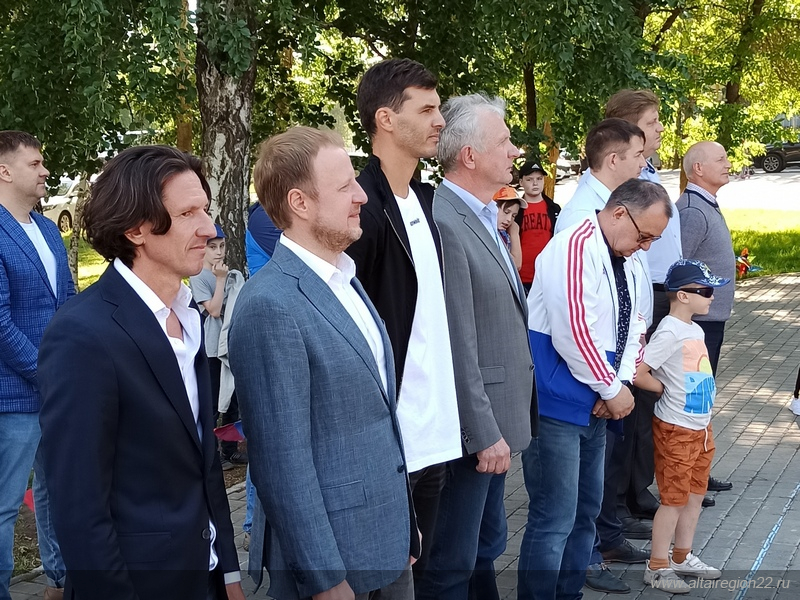 Более 100 юных футболистов собрал турнир памяти Геннадия Смертина в Барнауле